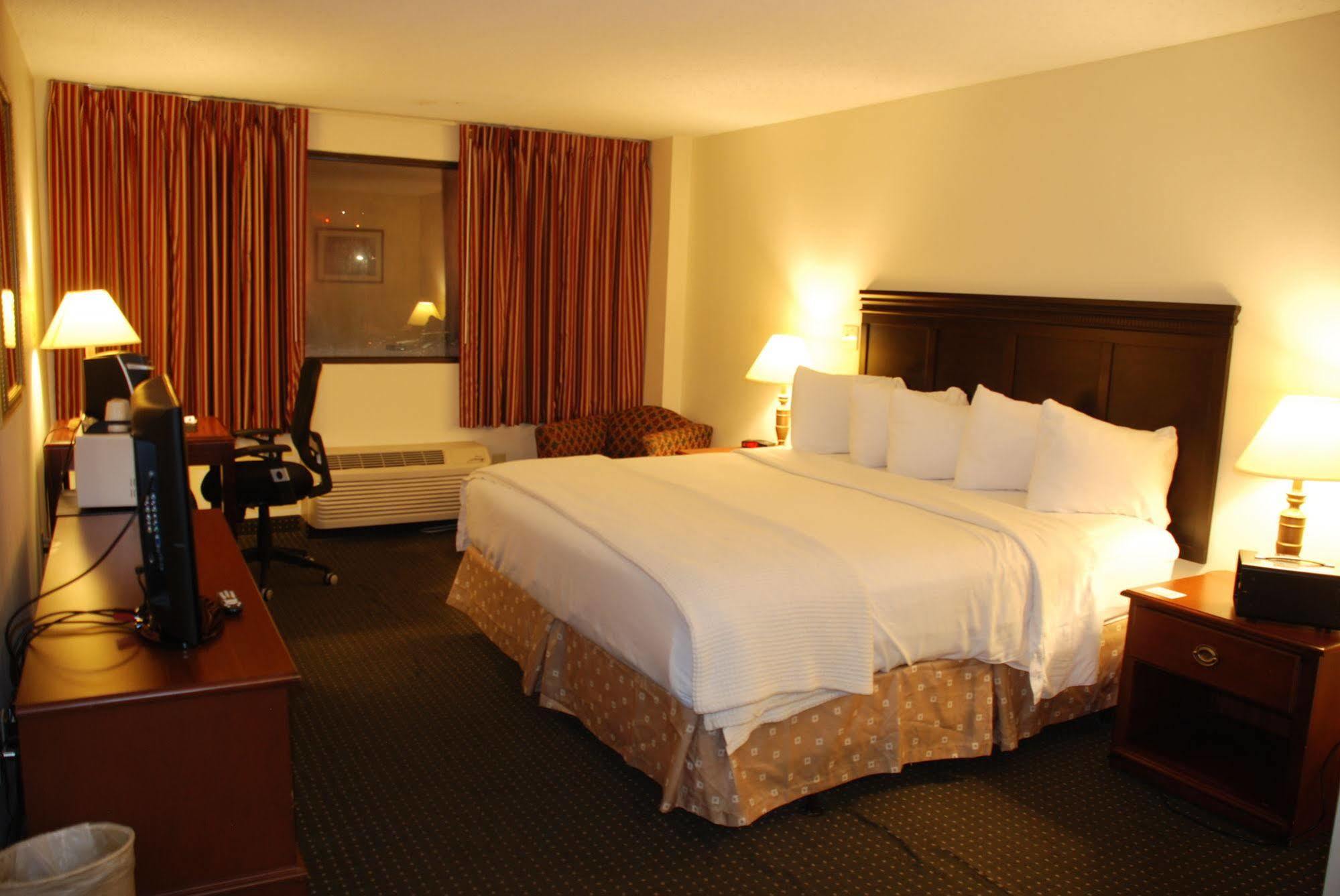 Doubletree By Hilton Clarksville Riverview Eksteriør bilde