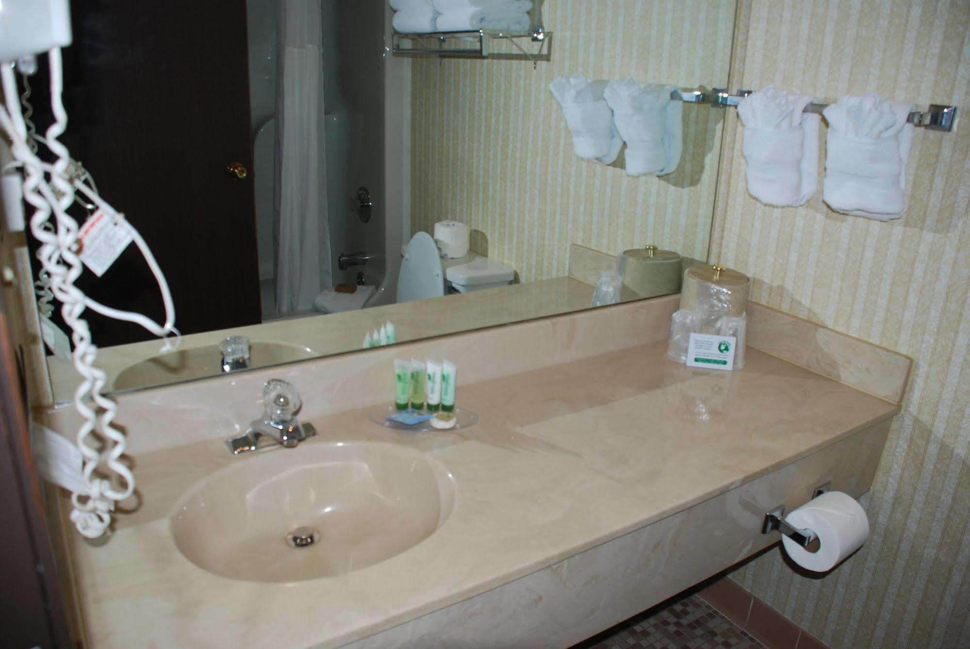 Doubletree By Hilton Clarksville Riverview Eksteriør bilde